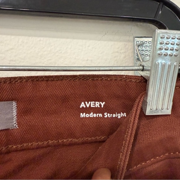 DL1961 Avery Modern Straight in Henna 35x34 - Picture 4 of 7